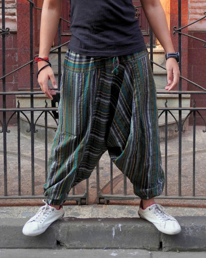 indie-breeze-green-harem-pants-pocket-closeup